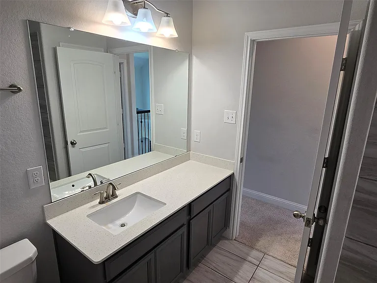18938 Lynnwood Crest Dr — Photo 12