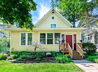 4924 Oakwood Ave, Downers Grove, IL 60515