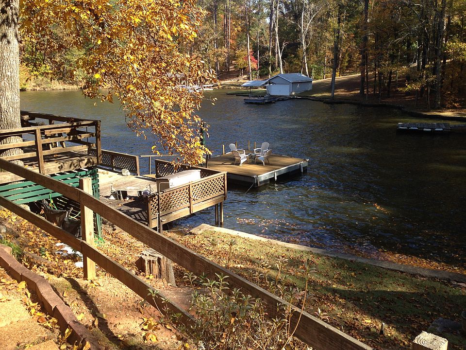 2nd image of 170 Tater Hill Rd #A
