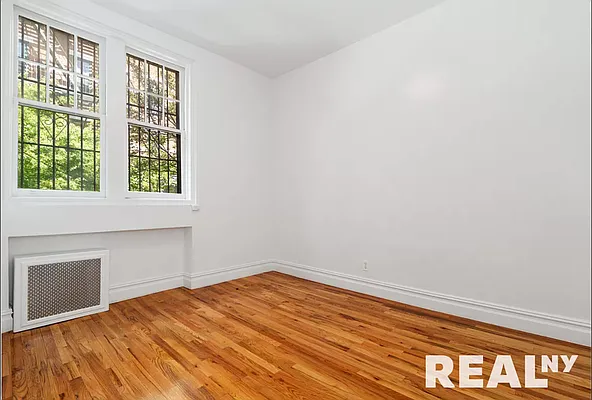 Rented by REAL New York | media 6