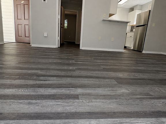 4th image of 4213 Jason Rd