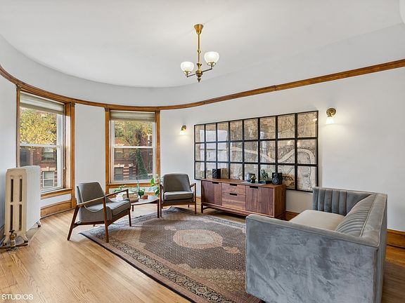 3rd image of 5223 S Dorchester Ave APT 2