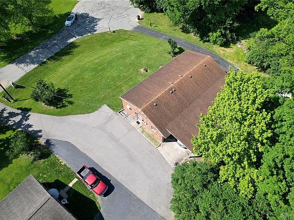3rd image of 5744 Fairfield Dr