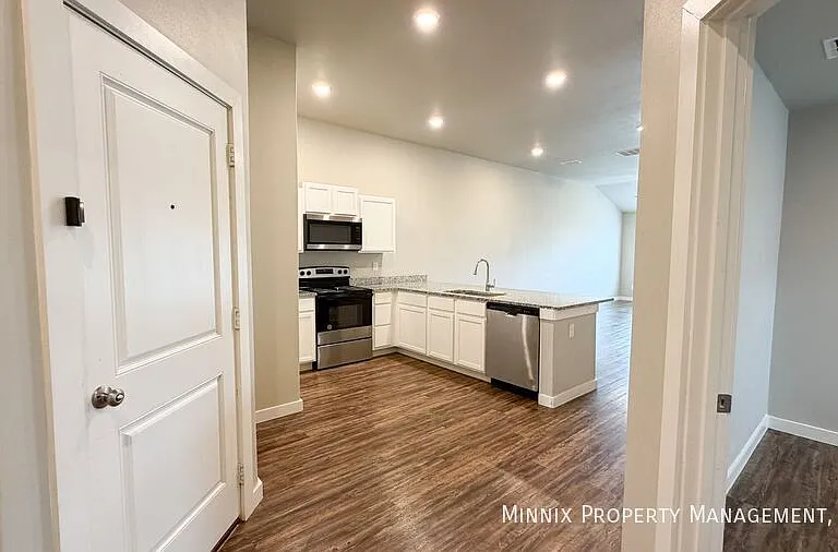 2129 Kokomo Ave #B — Photo 6