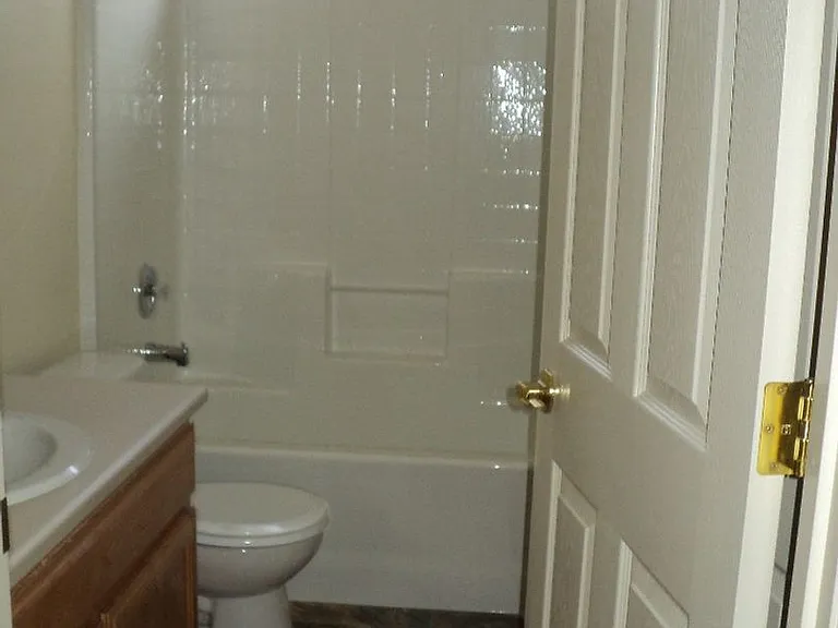 1301 Hallen Dr — Photo 5