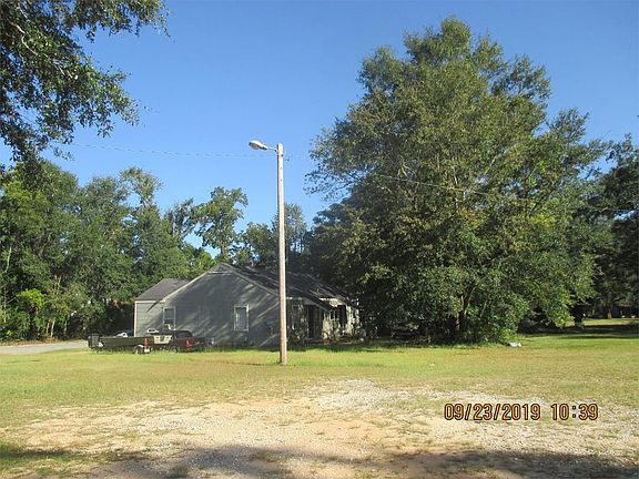 5th image of 202 Delta St