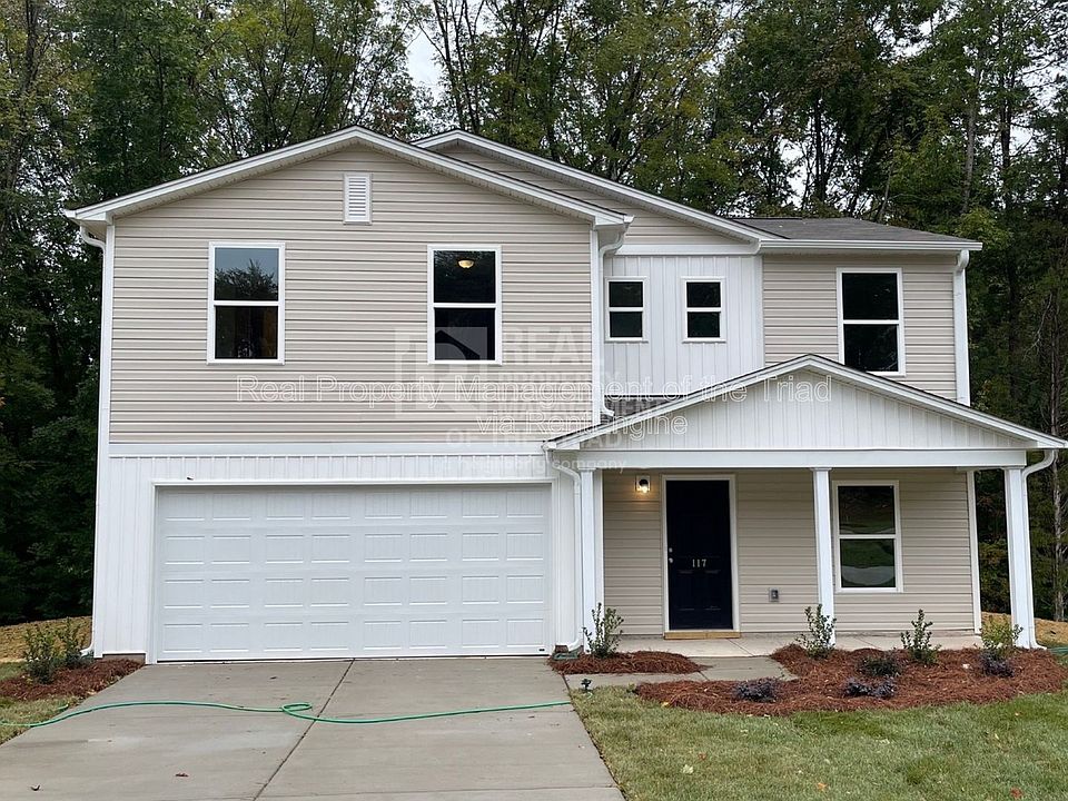 1st image of 117 E Carmel Cove Dr