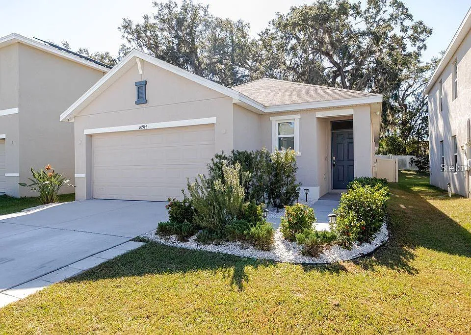 10945 Trailing Vine Dr
