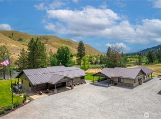 14 Maverick Ln, Omak, WA 98814