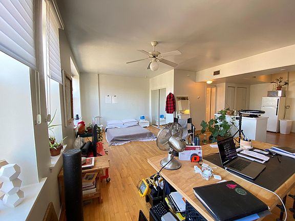 5th image of 5959-63 N Kenmore Ave #401