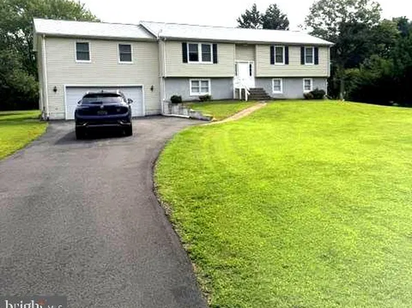 404 Holletts Corner Rd, Clayton, DE 19938