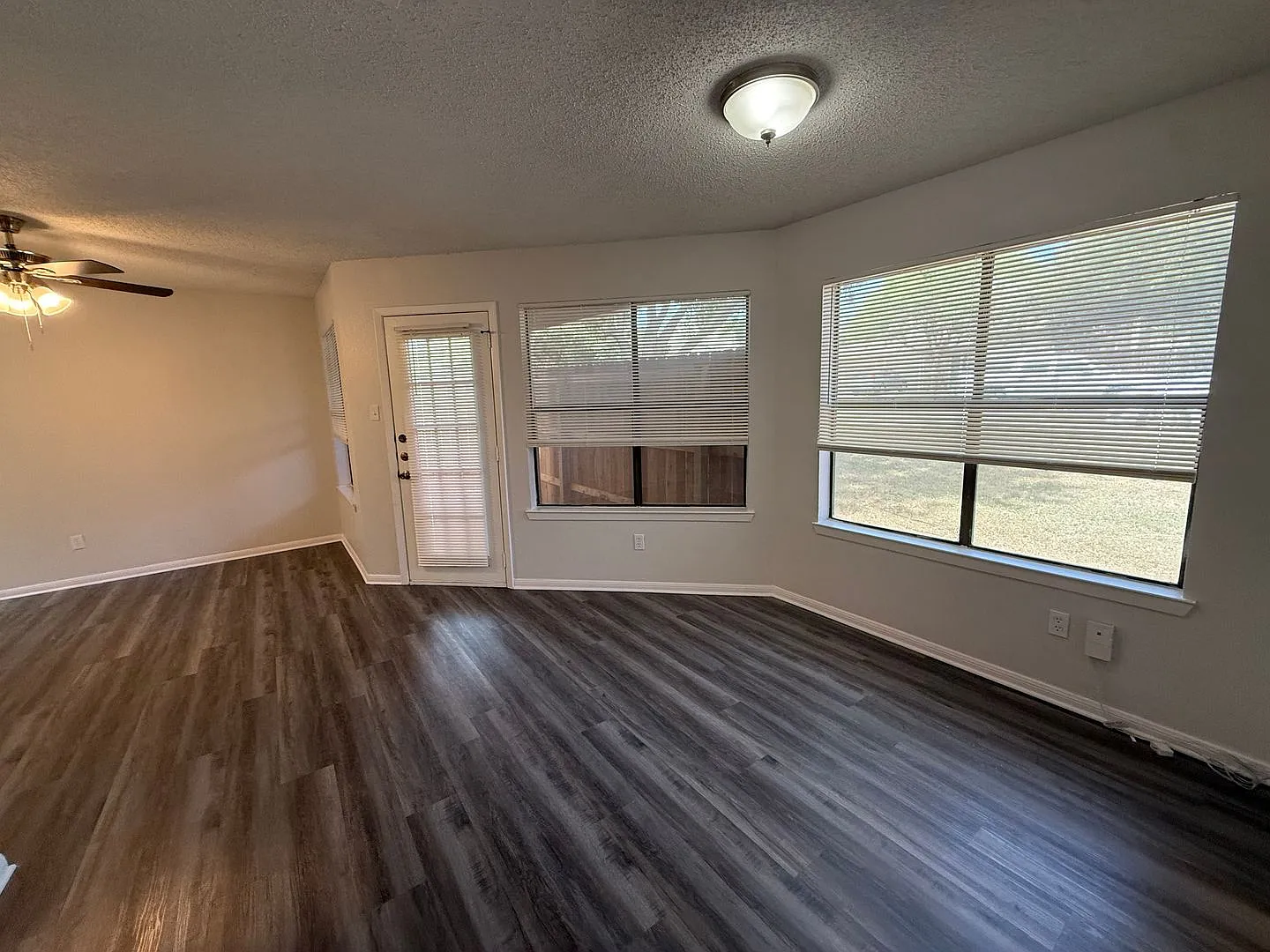8909 Schick Rd — Photo 3