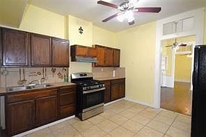 5th image of 3315 Dryades St