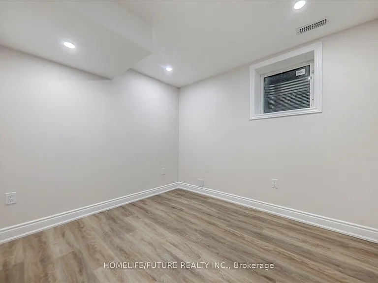 1381 Clearbrook Dr #BASEMENT — Photo 10