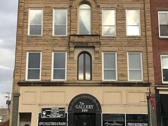 2nd image of 220 Front St Unit B