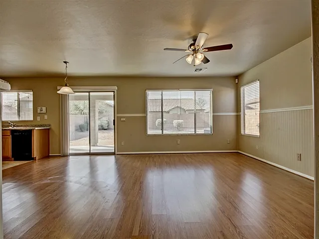 9815 W Riverside Ave — Photo 10