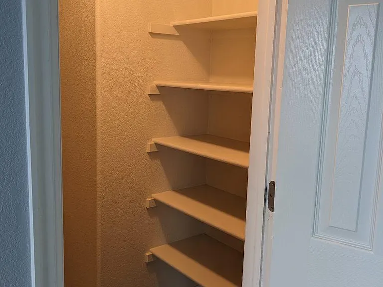 1941 Dewhirst Dr — Photo 15
