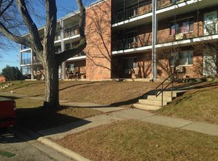 2000 N Pine St #102, Waukegan, IL 60087