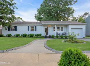 565 Susan Dr, Brick, NJ 08723