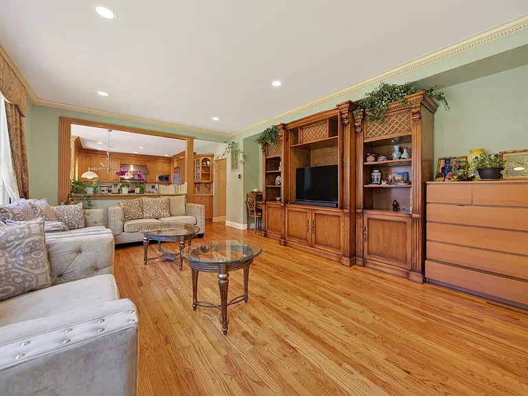 2 Tappanwood Dr — Photo 9