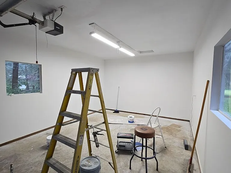 114 N Prairie Rd — Photo 14