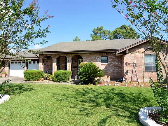 2nd image of 1005 Patricia Dr