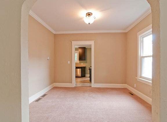 5th image of 753 N Hall Avenue