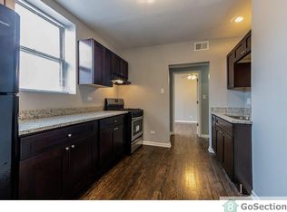 7527 S Kingston Ave #2E, Chicago, IL 60649