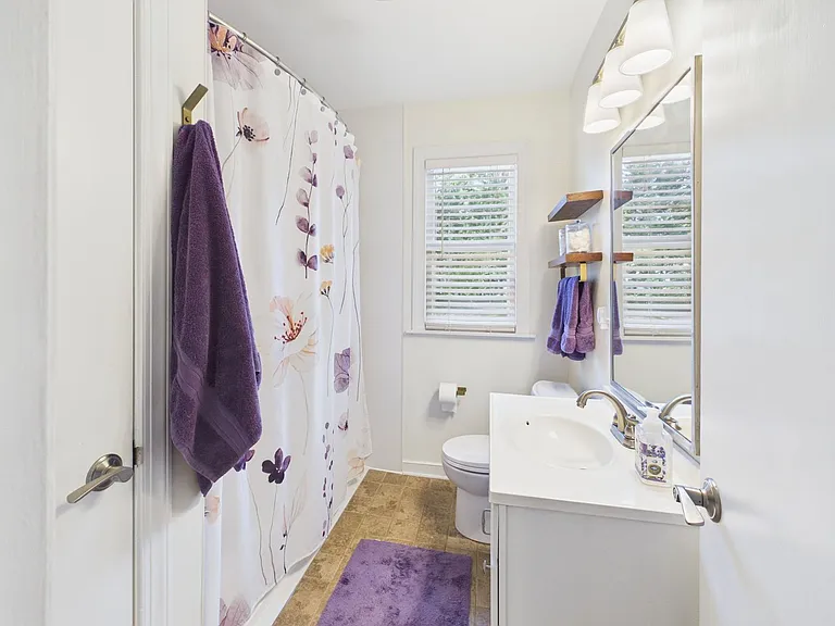 8808 Michaux Ln — Photo 23