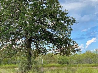 290 Sandholler Rd, Dale, TX 78616