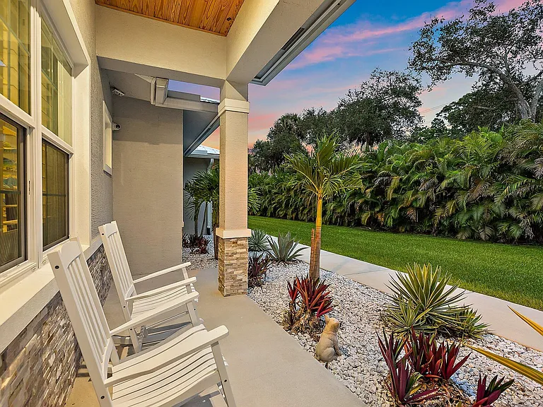 12955 SW Kanner Hwy — Photo 17