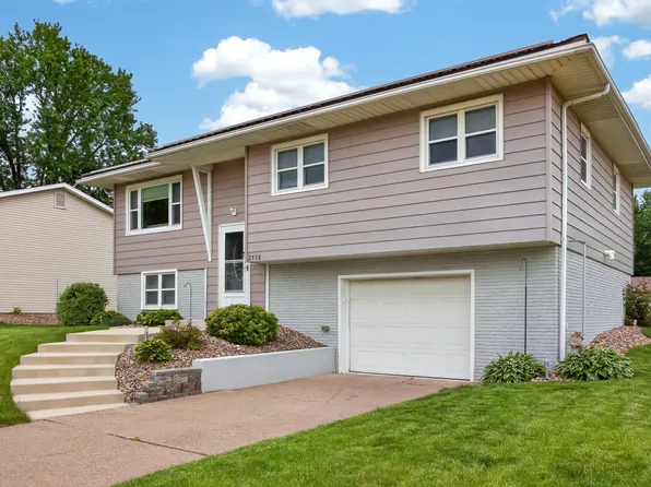 2538 Waller St, Dubuque, IA 52002