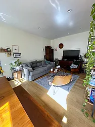 Rented by Safdie Realty Group