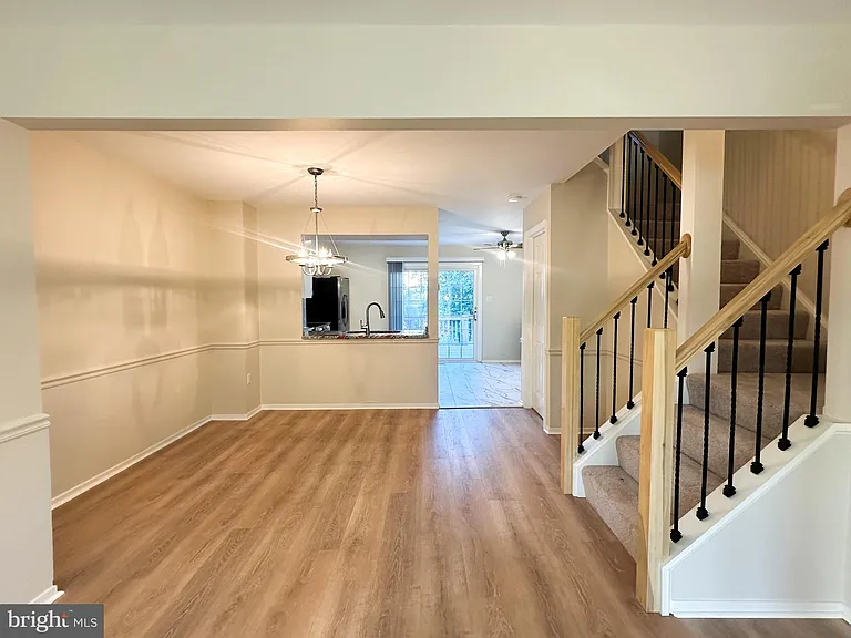 3451 Caledonia Cir — Photo 2