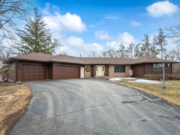 220 Lower Pine Ct, Star Prairie, WI 54026