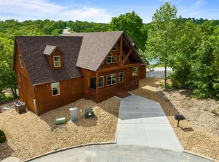 127 Poolside Way, Branson West, MO 65737