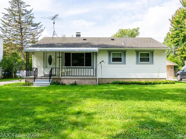 9642 Holland Rd, Taylor, MI 48180