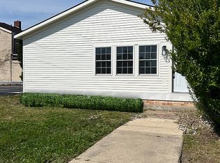 111 E 2nd St, Perrysburg, OH 43551