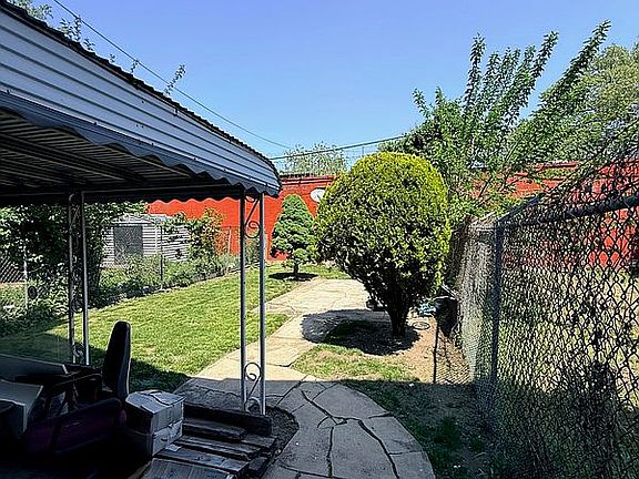 5th image of 469 Van Siclen Ave #1