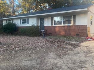 425 W New Jersey Avenue, Southern Pines, NC 28387