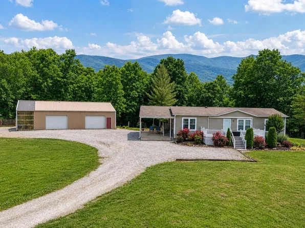 815 Crooked Branch Pvt Rd, Huntsville, TN 37756