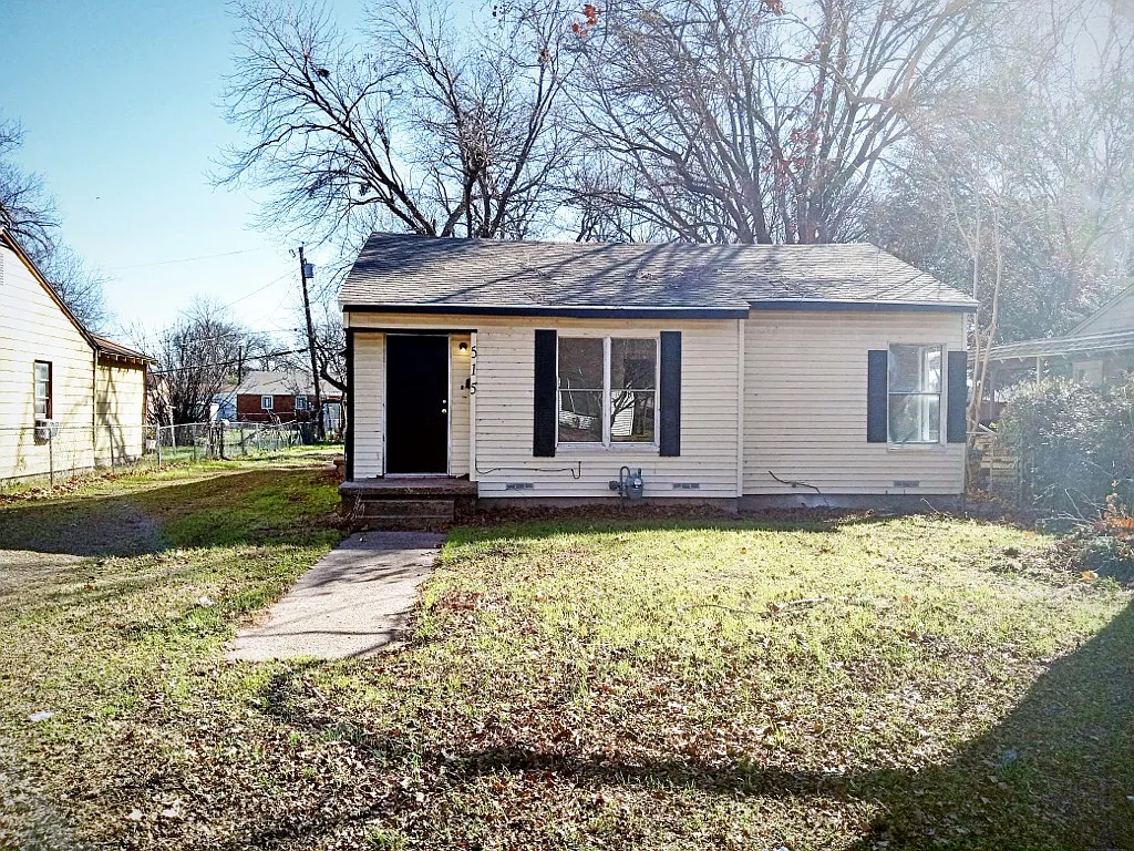 515 Carver Avenue - 1 — Photo 2