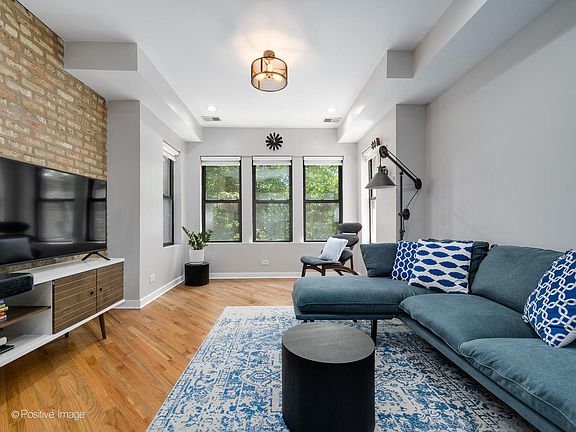 5th image of 4814 N Hoyne Ave APT 2