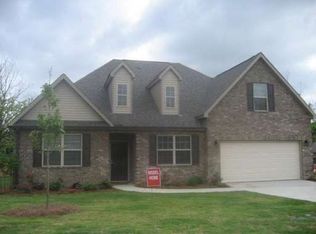 103 Greythorne Dr, Kathleen, GA 31047