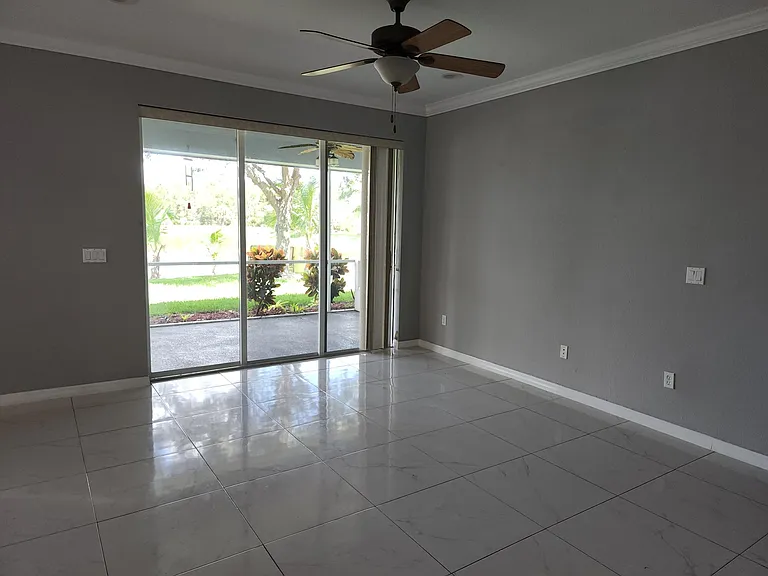 8686 Pegasus Dr — Photo 21