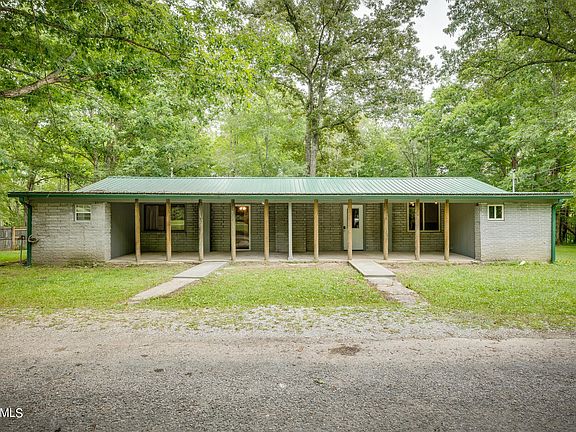 2nd image of 702 Cooper Lake Rd