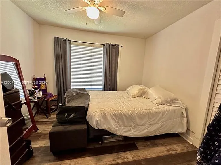 3611 Oak Ave #3611 — Photo 8