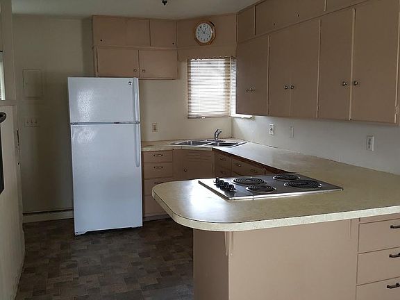 4th image of 1251 Boulevard Ave