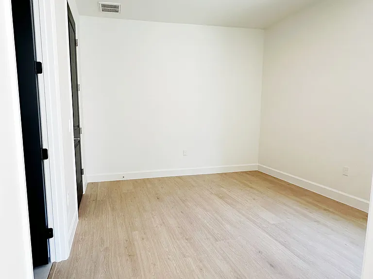 1448 Immokalee St — Photo 8