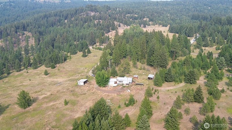 4th image of 519 Pontiac Ridge Road